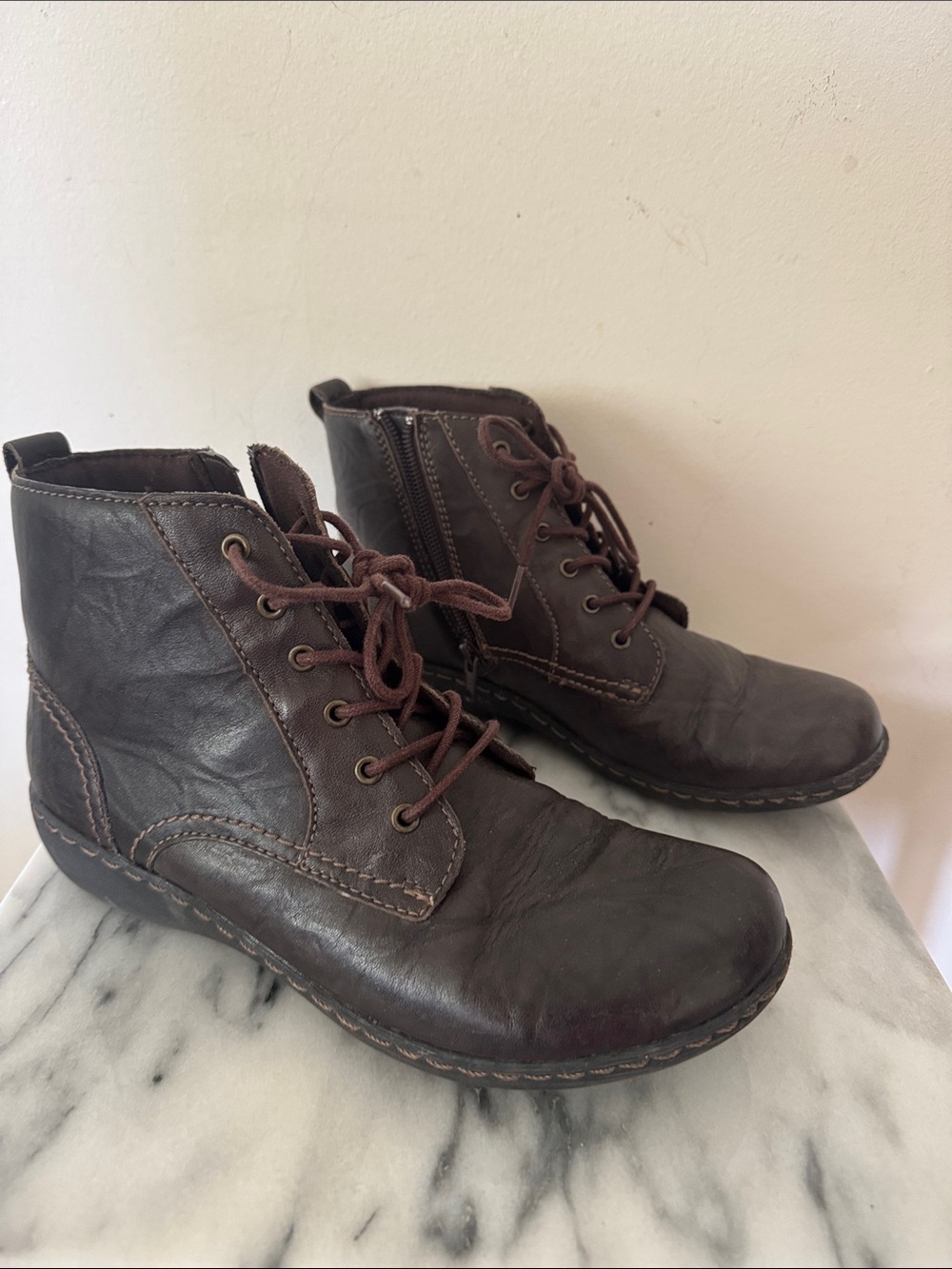 Clarks women’s Dark Brown Leather Boots with Side Zip